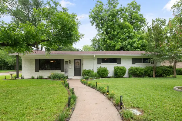 801 Waggoner Drive, Arlington, TX 76013