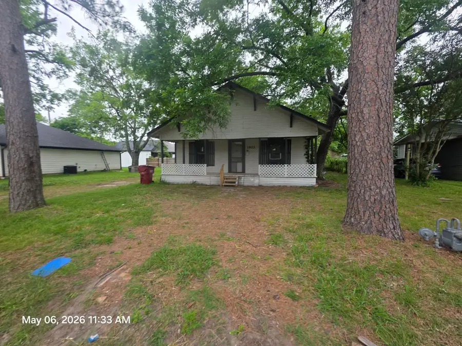 1903 N Main Street, Bonham, TX 75418 - #2