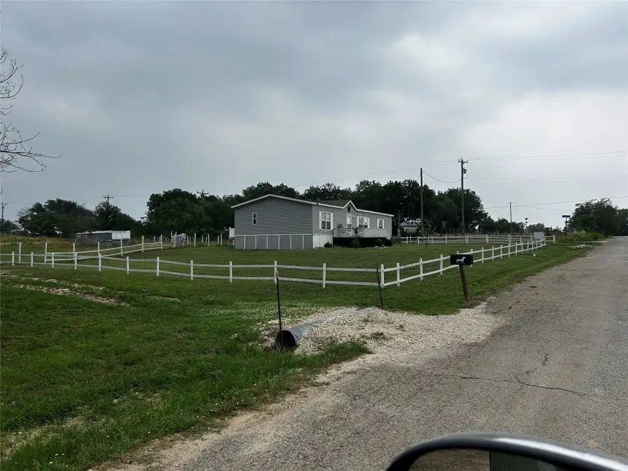 204 N Marion Street, Richland Springs, TX 76871 - #3
