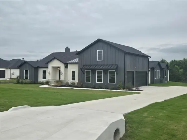 3080 Glen Oaks Drive, Waxahachie, TX 75165