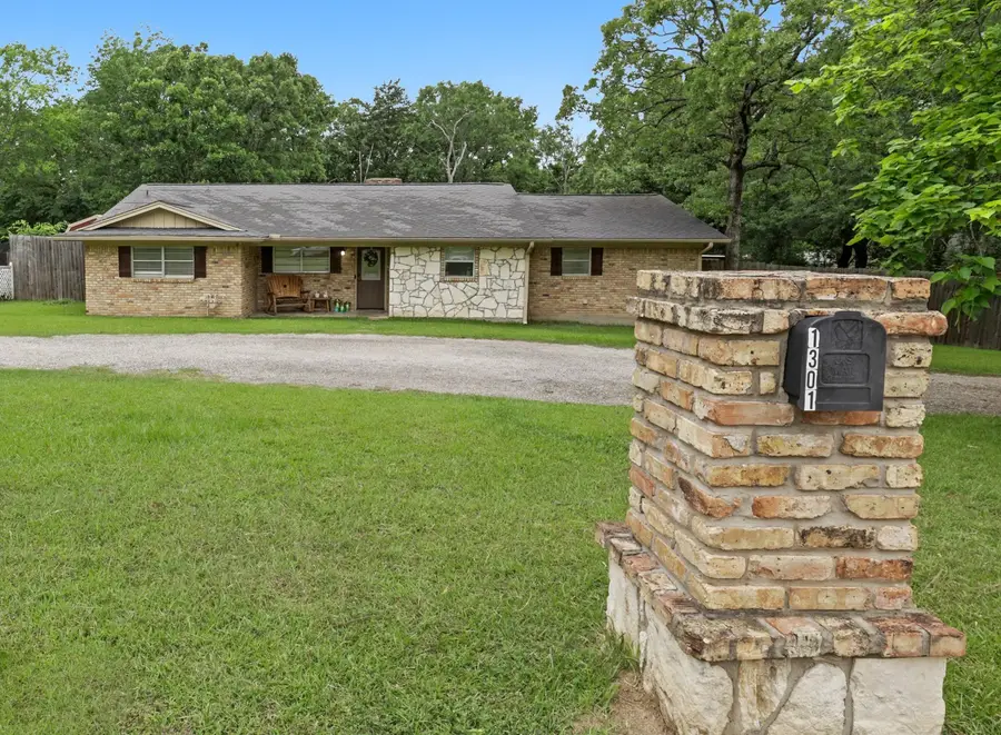 1301 Woodland Drive, Canton, TX 75103 - #3