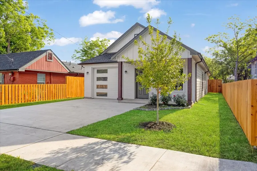 413 N Colbert Avenue, Sherman, TX 75090 - #3
