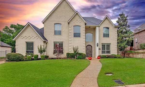 3001 Sunray Valley Court, Arlington, TX 76012