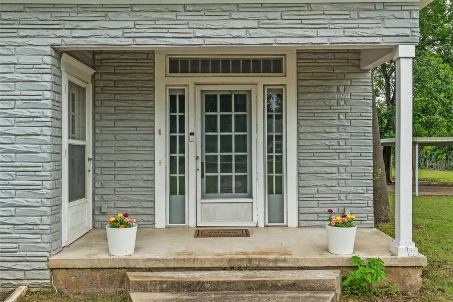 402 N Bordon Street, Lorena, TX 76655 - #3