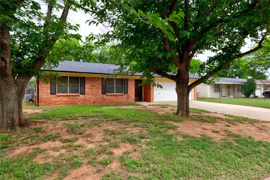 2318 Glenwood Drive, Abilene, TX 79605 - #2