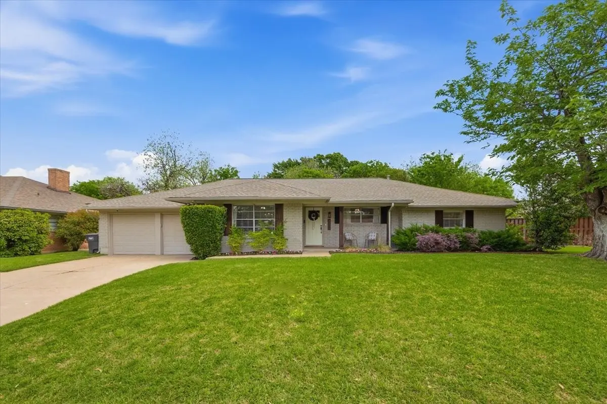 4405 Westlake Drive, Fort Worth, TX 76109 - #1