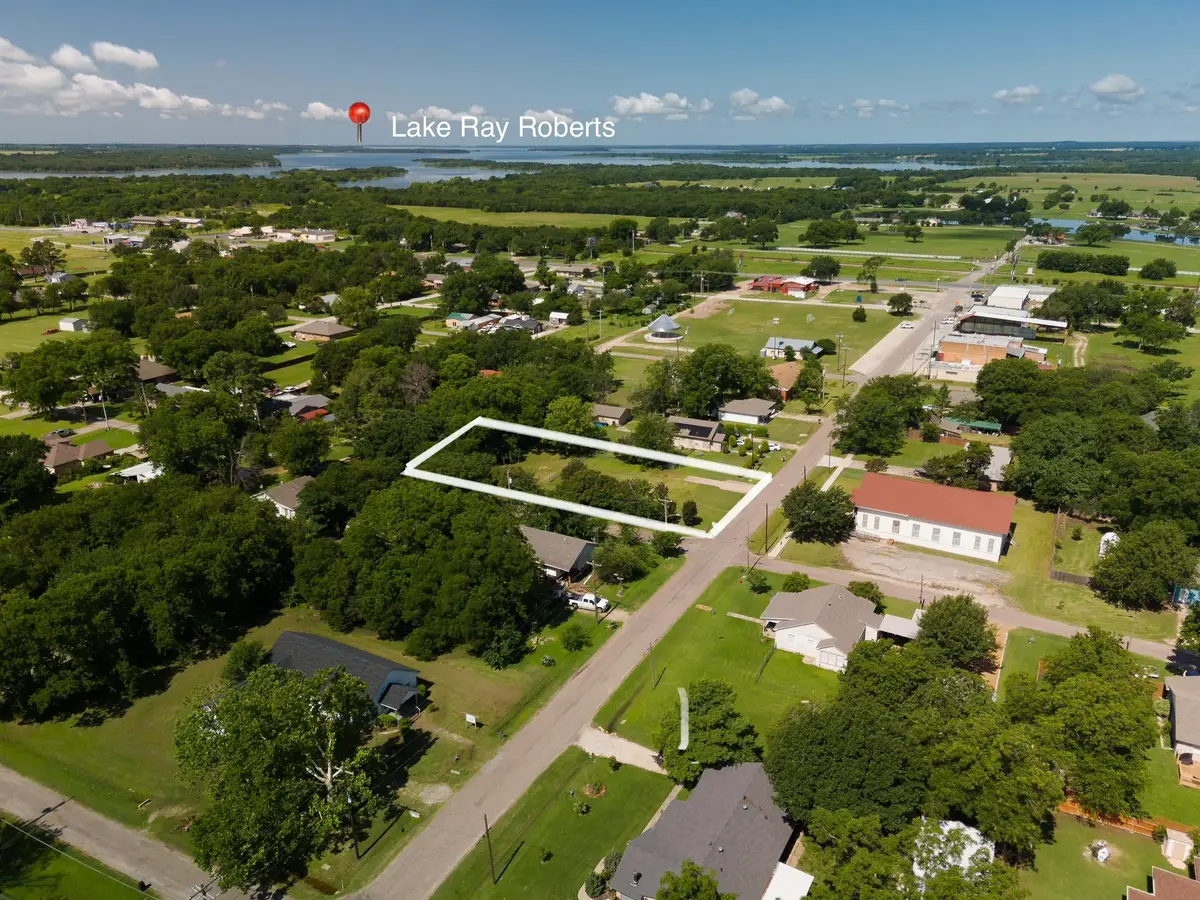 306 Gene Autry Drive, Tioga, TX 76271 - #1