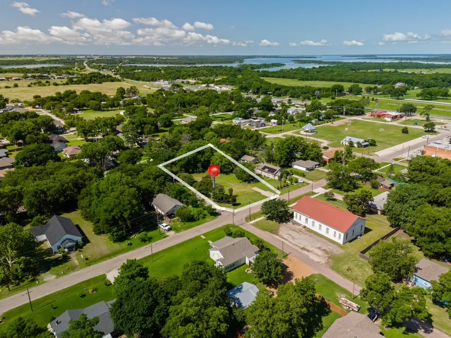 306 Gene Autry Drive, Tioga, TX 76271 - #2