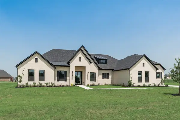 4427 Lake Breeze Drive, McKinney, TX 75071