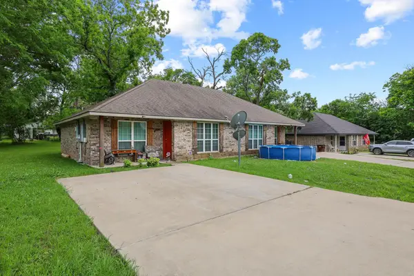 704 Seven Oaks Road, Bonham, TX 75418