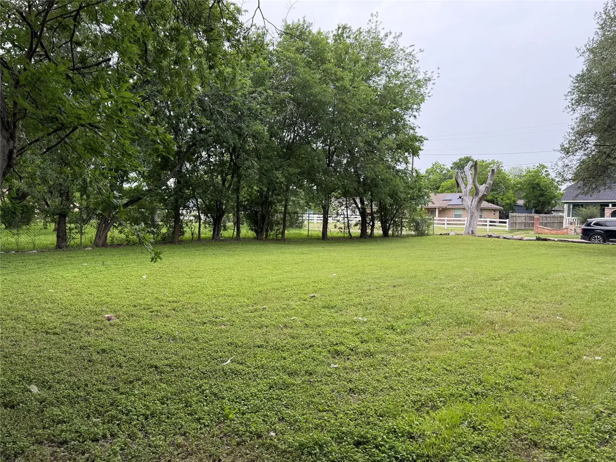 516 Indiana Avenue, Waco, TX 76707 - #1
