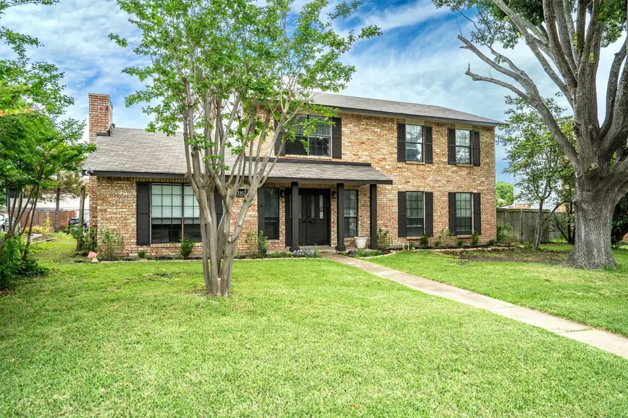 1917 E Collins Boulevard, Richardson, TX 75081 - #2