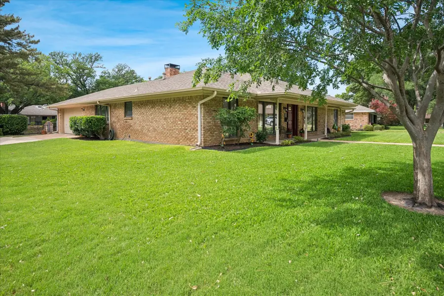 1725 Venetian Circle, Arlington, TX 76013 - #2
