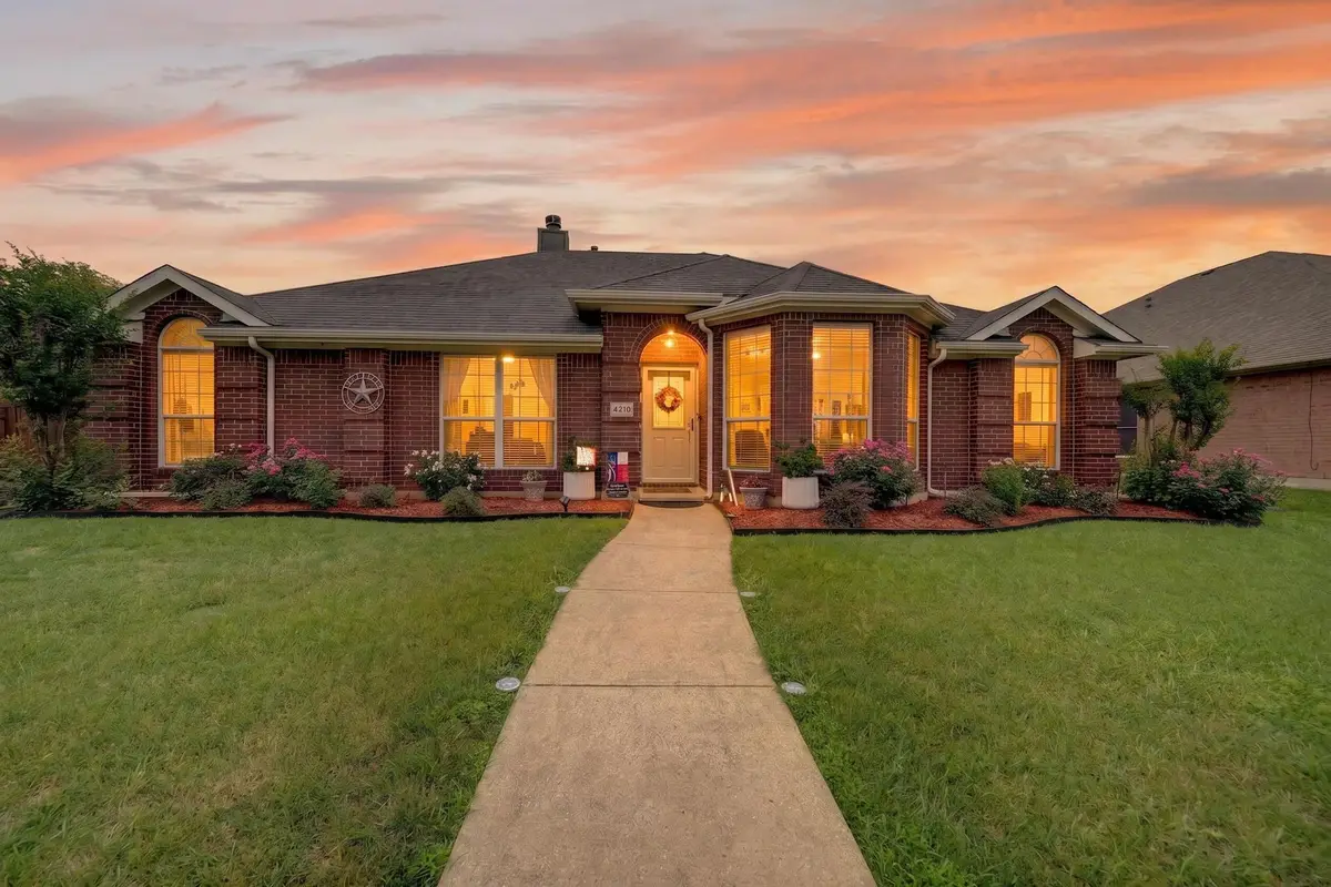 4210 Pointe Loma Drive, Rowlett, TX 75088 - #1