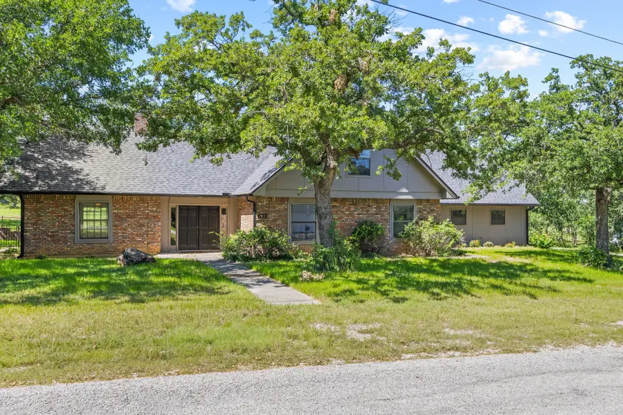 612 Doaks Drive, Runaway Bay, TX 76426 - #2