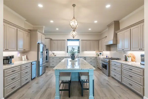 350 Lakeview, Baird, TX 79504