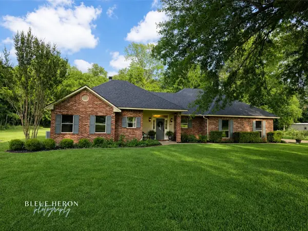 6155 Victoria, Keithville, LA 71047