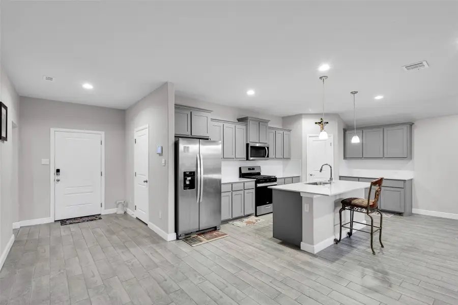 1221 Rolling Meadows Drive, Cedar Hill, TX 75104 - #2