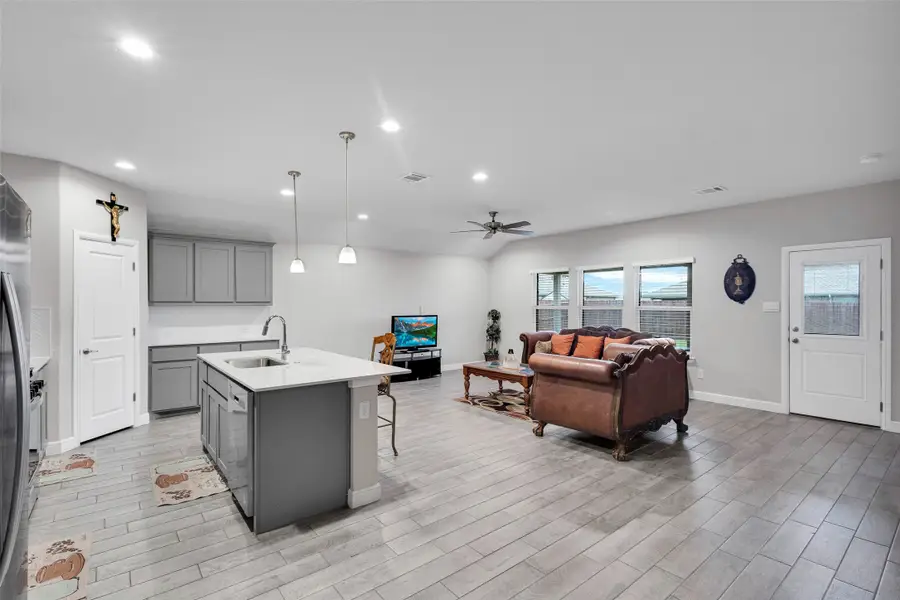 1221 Rolling Meadows Drive, Cedar Hill, TX 75104 - #3