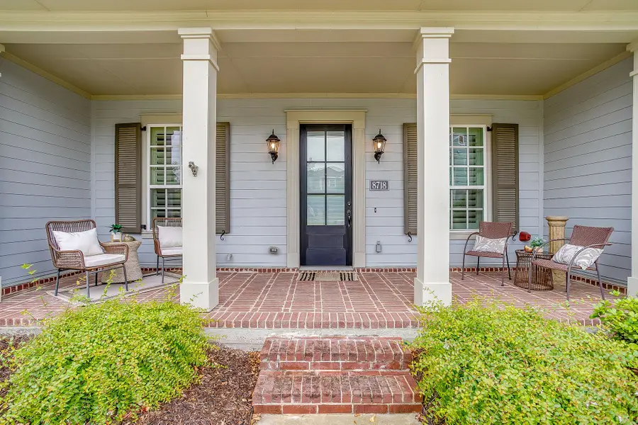 8718 Mangham Street, North Richland Hills, TX 76180 - #2