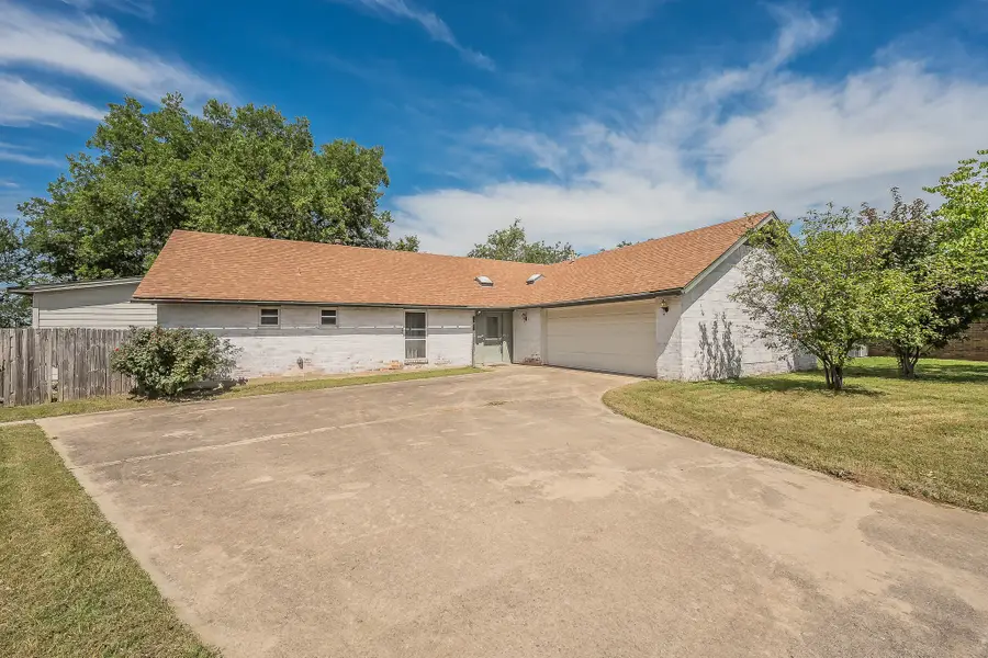 2030 Golf Court, Denton, TX 76205 - #2