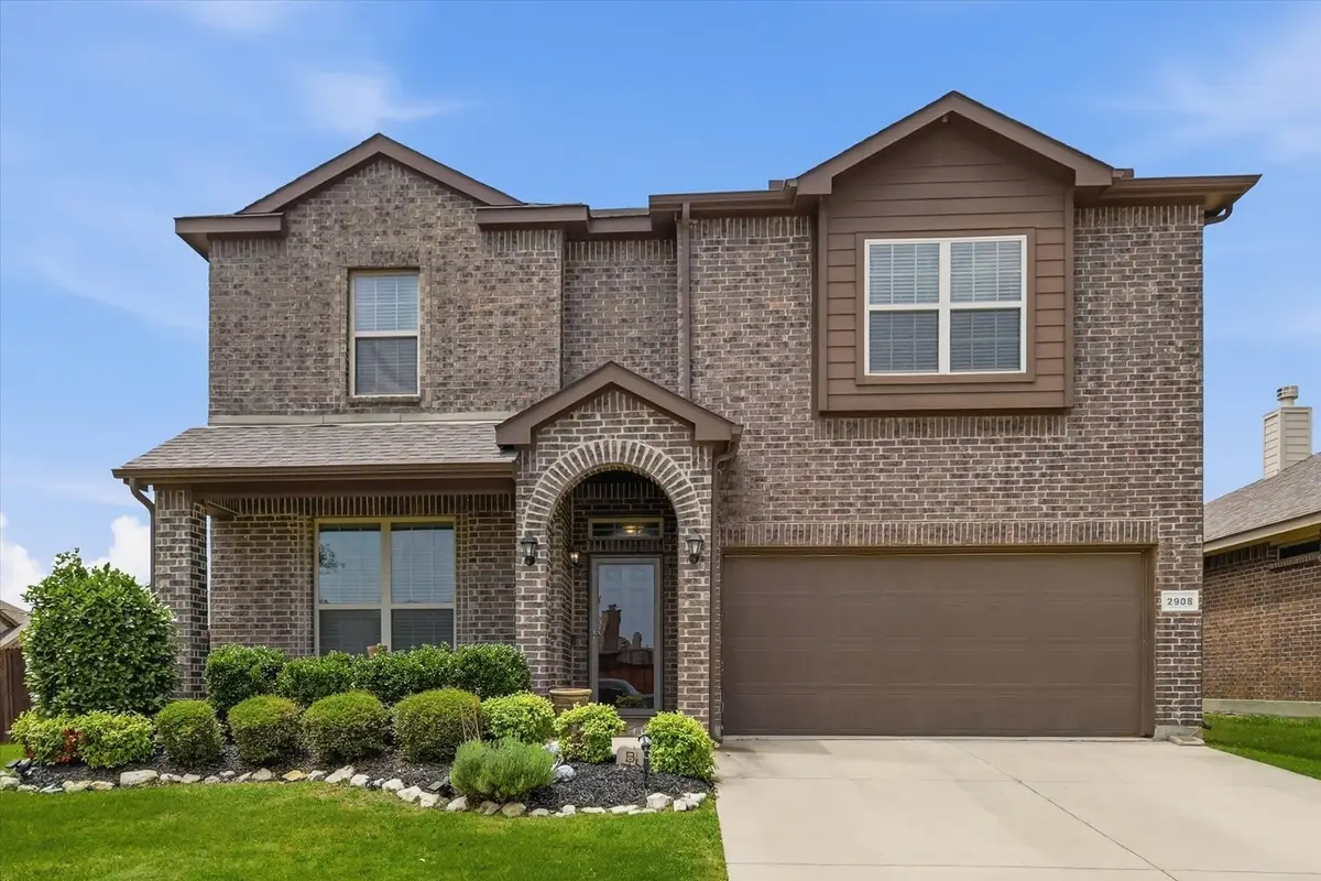 2908 Saddle Creek Drive, Fort Worth, TX 76177 - #1