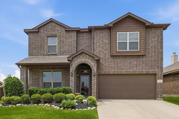 2908 Saddle Creek Drive, Fort Worth, TX 76177