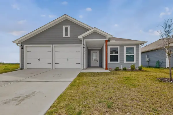 1104 Tiger Lily Lane, Fort Worth, TX 76108