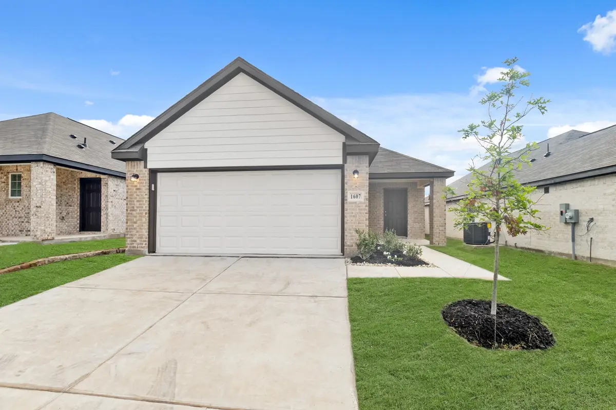 1607 Romans Road, Ennis, TX 75119 - #1