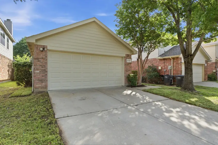 2729 Mountain Lion Drive, Fort Worth, TX 76244 - #2