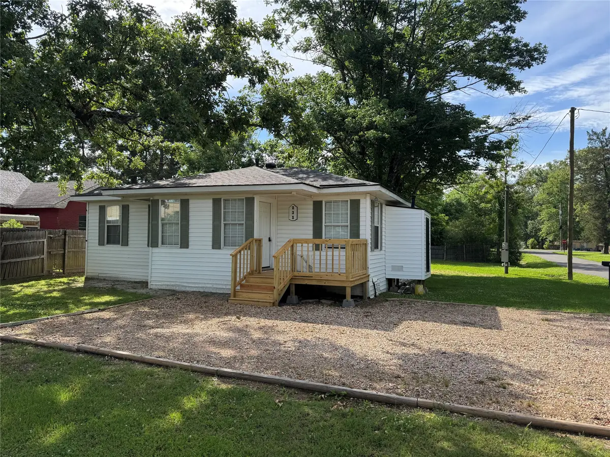 231 W Daugherty Avenue, Shreveport, LA 71107 - #1