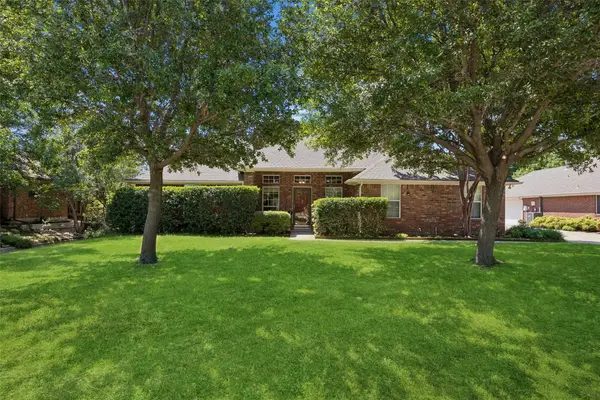 621 W Windsor Drive, Denton, TX 76207