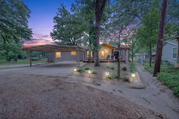 115 Wren Lane, Gun Barrel City, TX 75156
