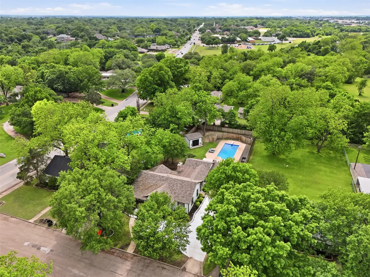 216 Sunset Drive, Cleburne, TX 76033 - #1