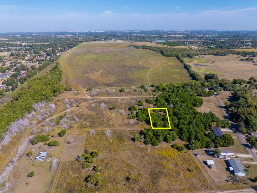124 W Overhill Drive, Glenn Heights, TX 75154 - #2