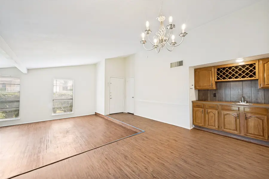 4708 Woodfield Drive, Arlington, TX 76016 - #3