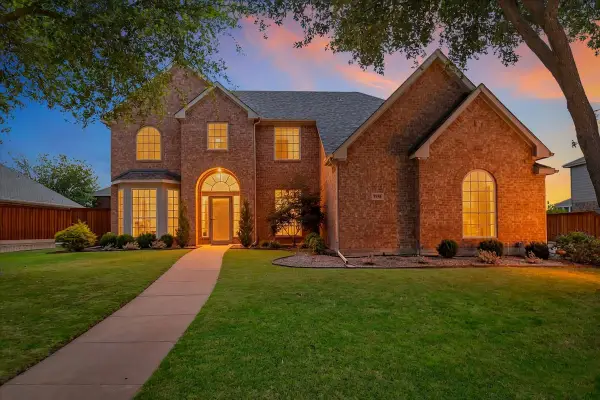 7212 Fieldlark Drive, Sachse, TX 75048