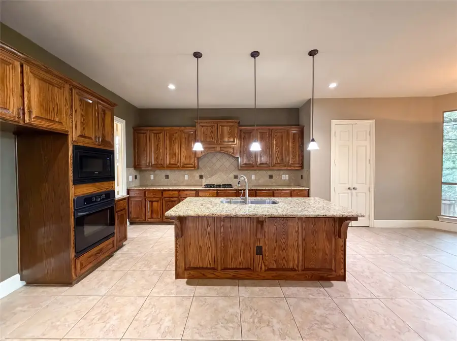 928 Homestead Drive, Keller, TX 76248 - #2