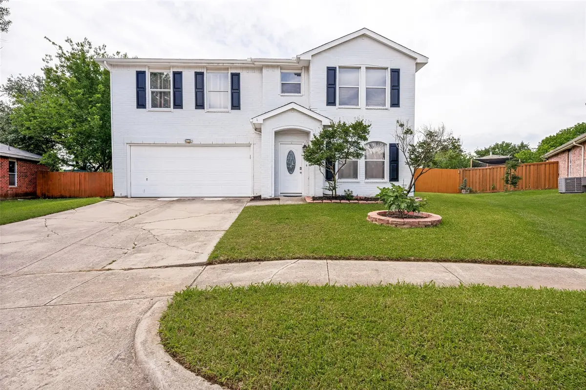 920 Kendall Drive, Arlington, TX 76001 - #1