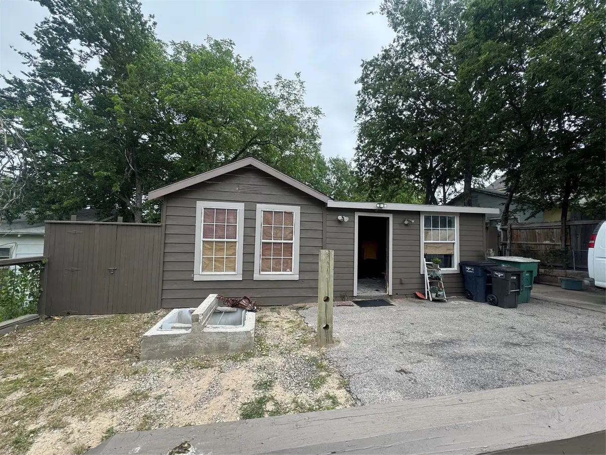 2806 NW Loraine Street, Fort Worth, TX 76106 - #1