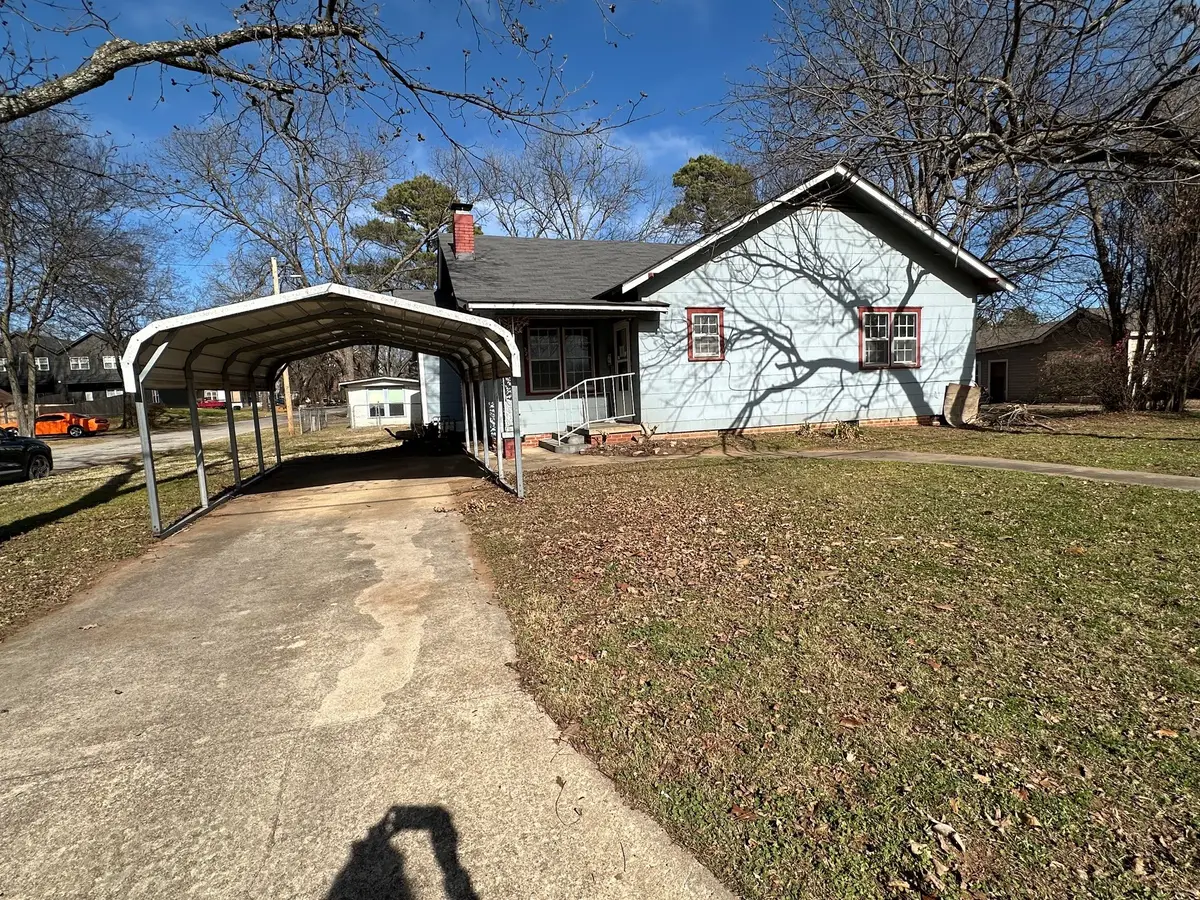 324 W Plum Street, Durant, OK 74701 - #1