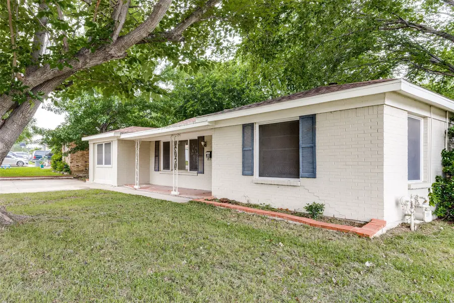 5901 Circular Drive, North Richland Hills, TX 76117 - #3
