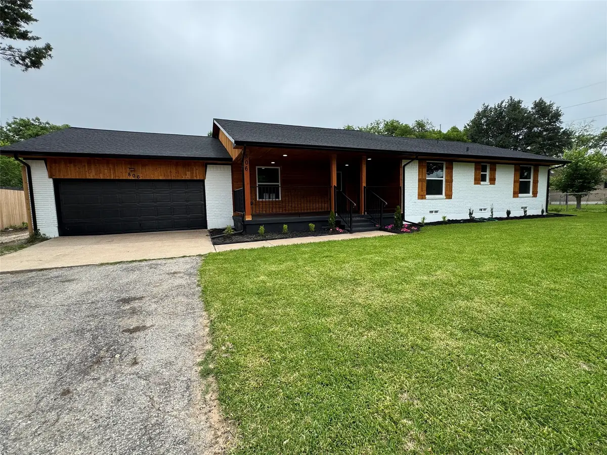 806 Jungle Drive, Duncanville, TX 75116 - #1
