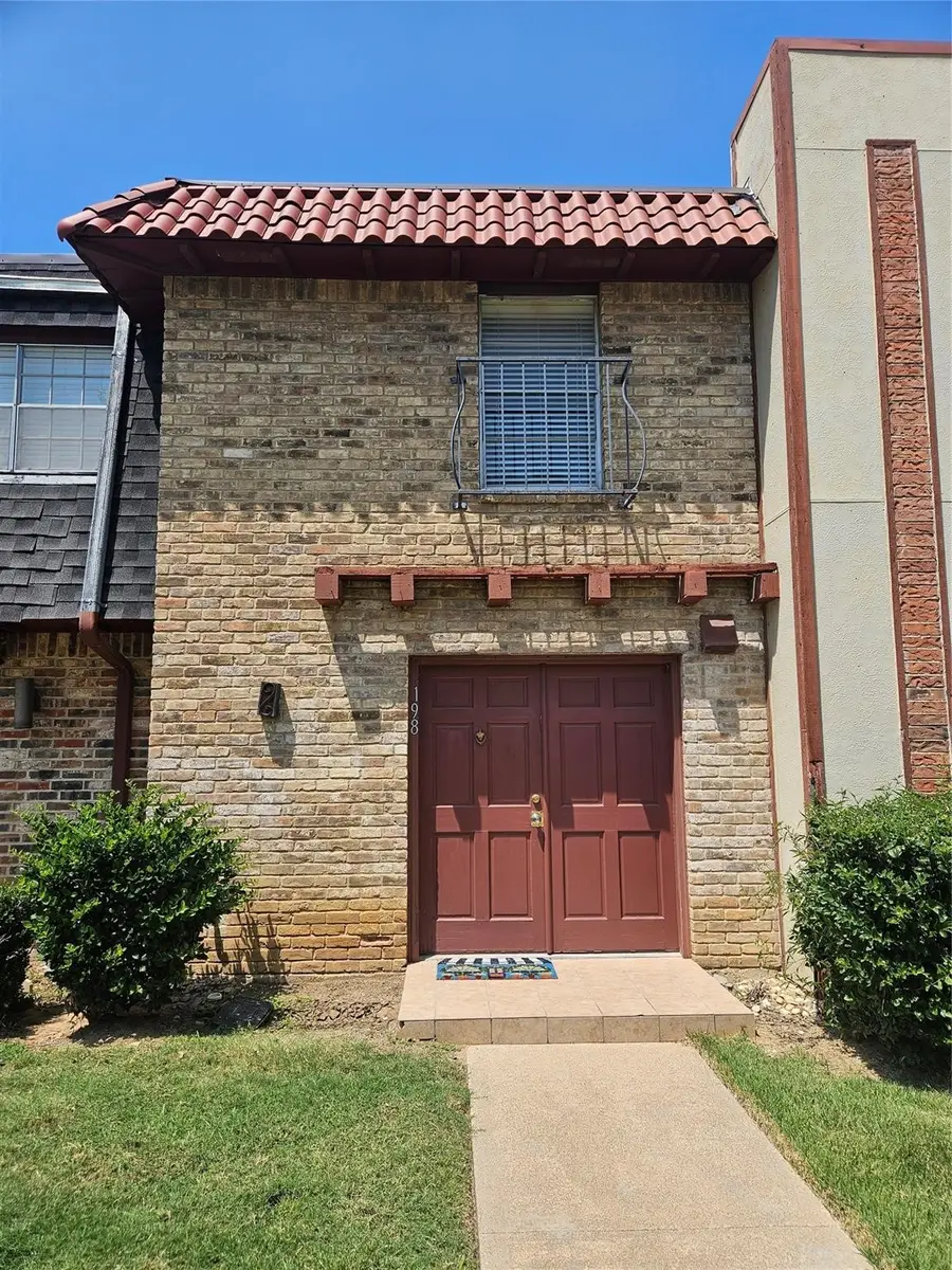 1823 E Grauwyler Road #198, Irving, TX 75061 - #2