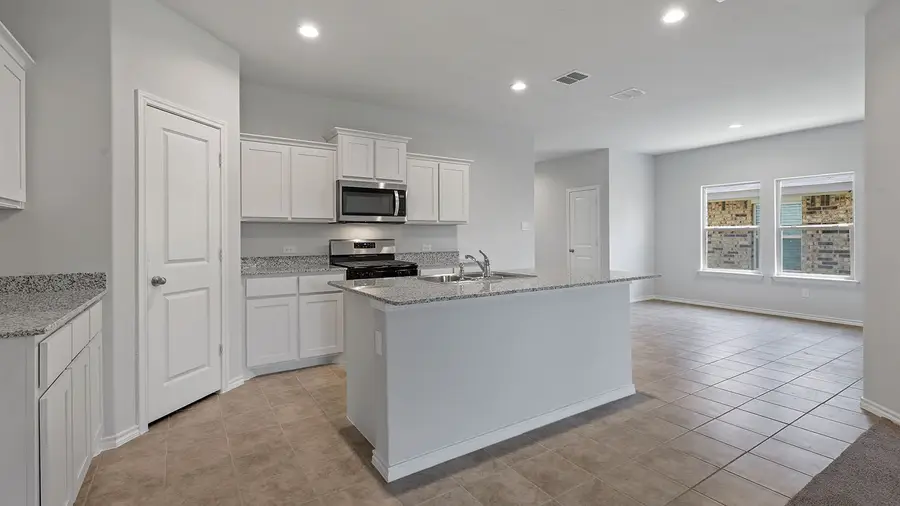 106 Davis Lane, Newark, TX 76071 - #3