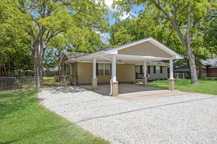 470 W Marshall Street, Van Alstyne, TX 75495 - #3