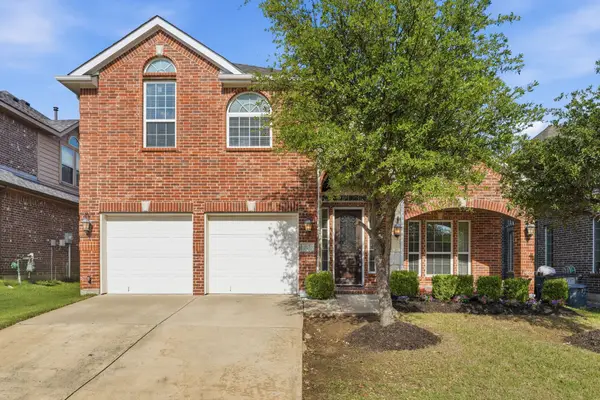 517 Cavanal Hill Drive, Little Elm, TX 75068