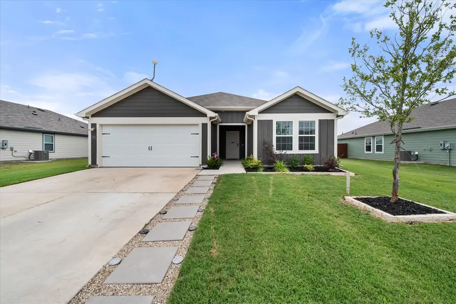 3705 Pilatus Avenue, Corsicana, TX 75110 - #3