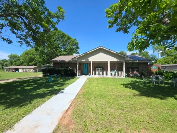 900 S 8th Avenue, Teague, TX 75860