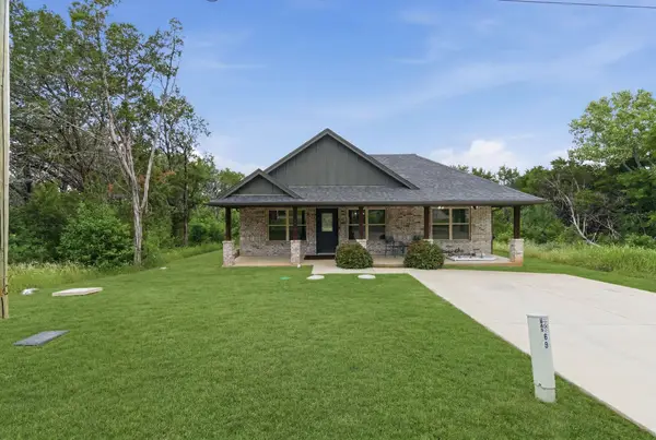 2926 Paluxy Trail, Granbury, TX 76048